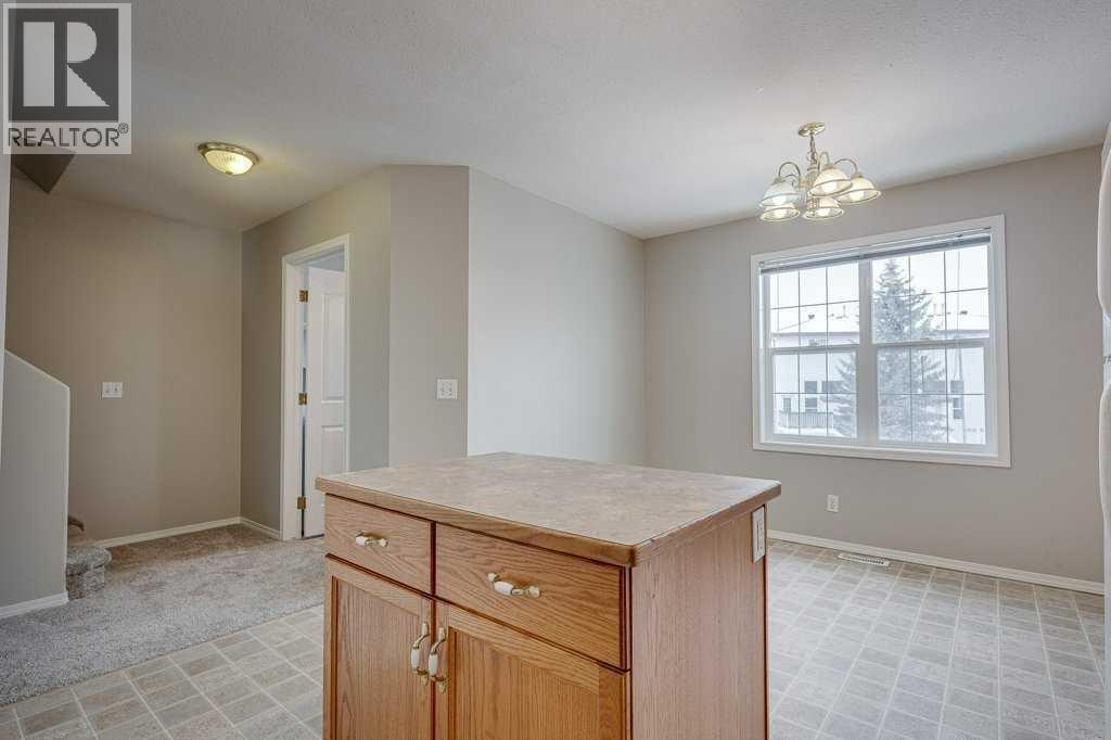 15 Kerry Wood Mews, Red Deer, Alberta  T4N 7B8 - Photo 8 - A2338010