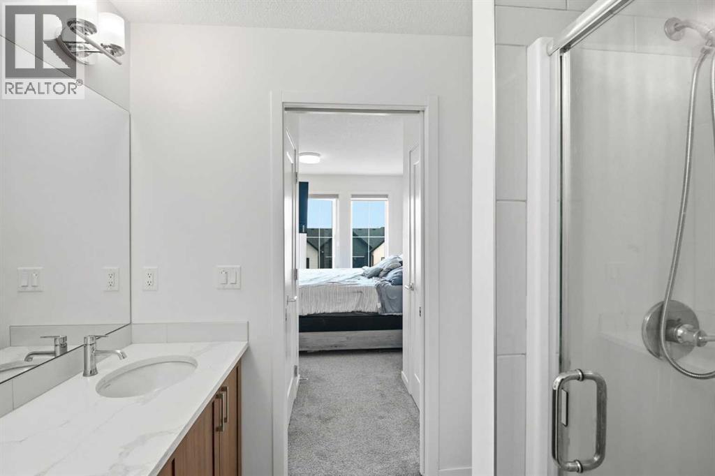 105 South Point Manor SW, Airdrie, Alberta  T4B 5M8 - Photo 18 - A2339290