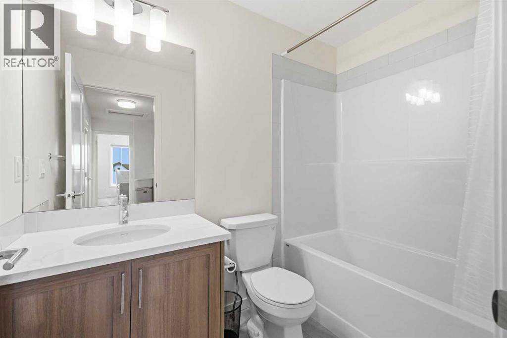 105 South Point Manor SW, Airdrie, Alberta  T4B 5M8 - Photo 20 - A2339290
