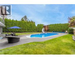 2177 Breckenridge Court, Kelowna, British Columbia V1V 1W2 - Photo 4 - 10398384