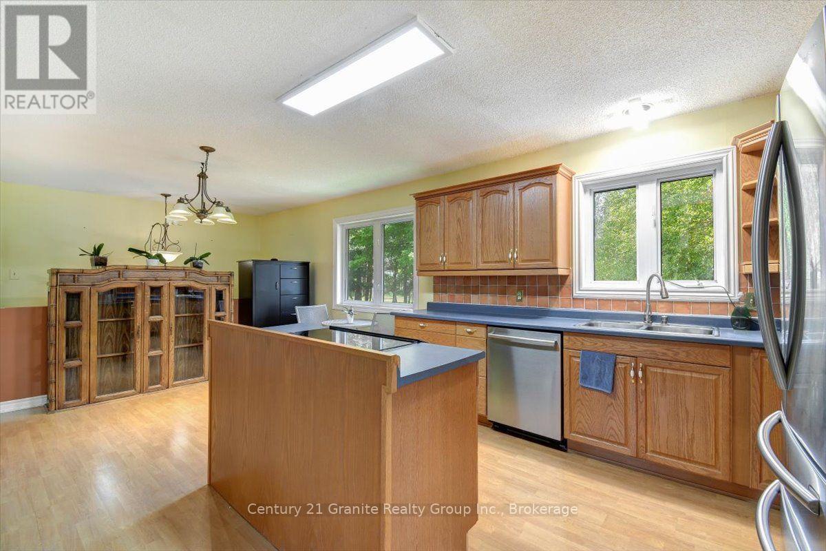 32 Firehall Lane, Hastings Highlands, Ontario  K0L 1C0 - Photo 6 - X13702404