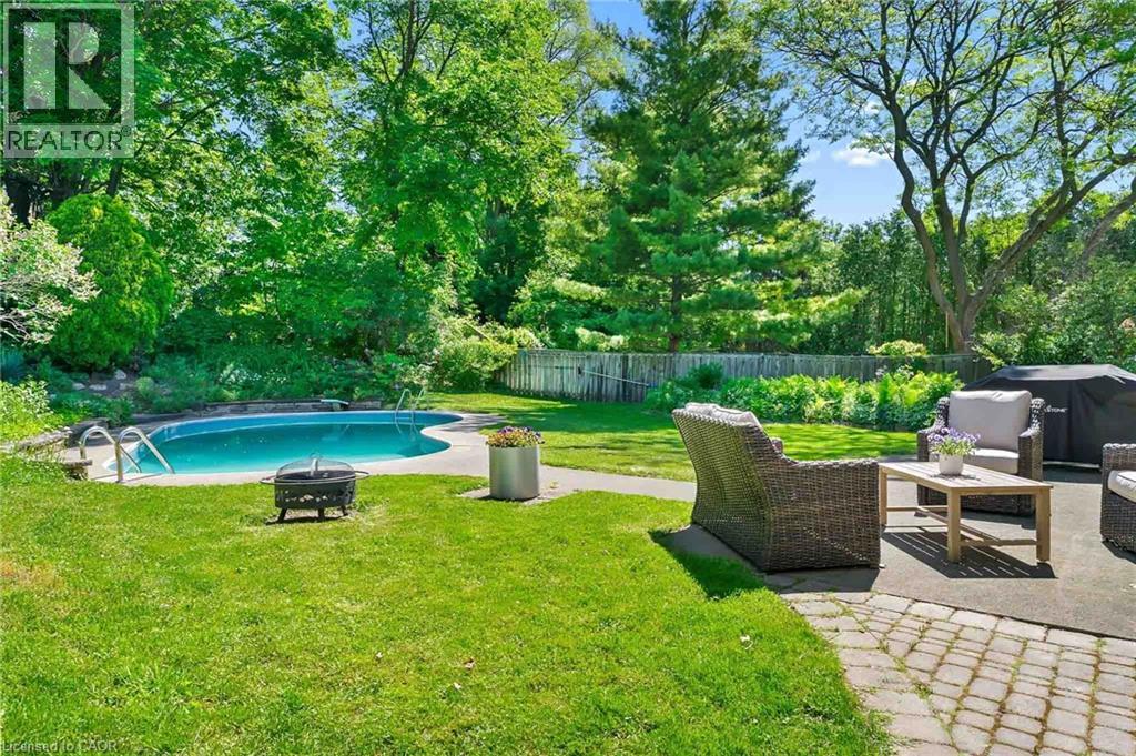 255 Spring Garden Road, Oakville, Ontario  L6L 5H5 - Photo 3 - 40857396