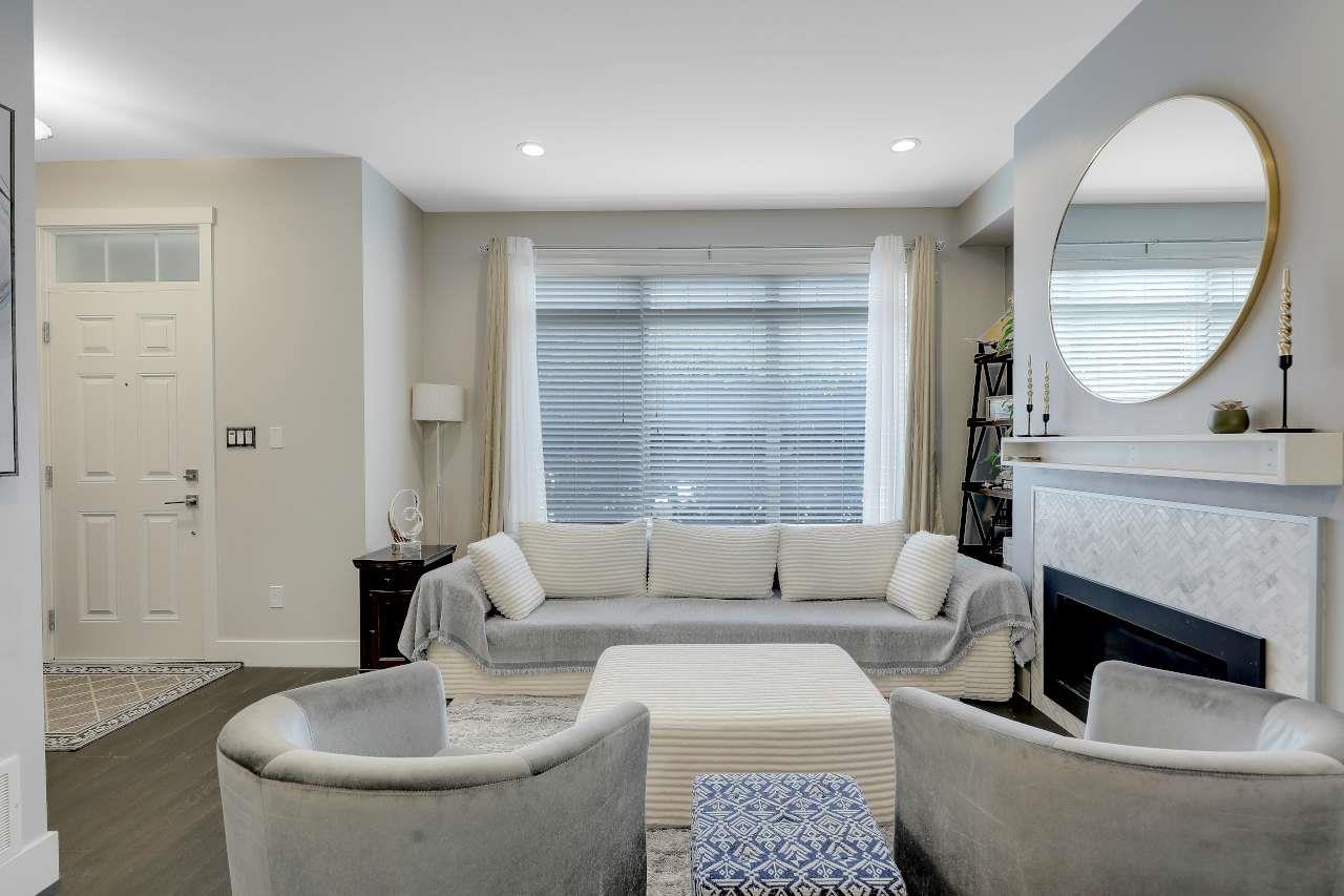 2472 164 Street, Surrey, British Columbia  V3Z 0M8 - Photo 5 - R3157373