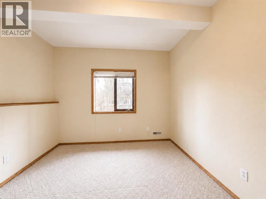 59 Edgebrook Circle NW, Calgary, Alberta  T3A 5A4 - Photo 36 - A2304775