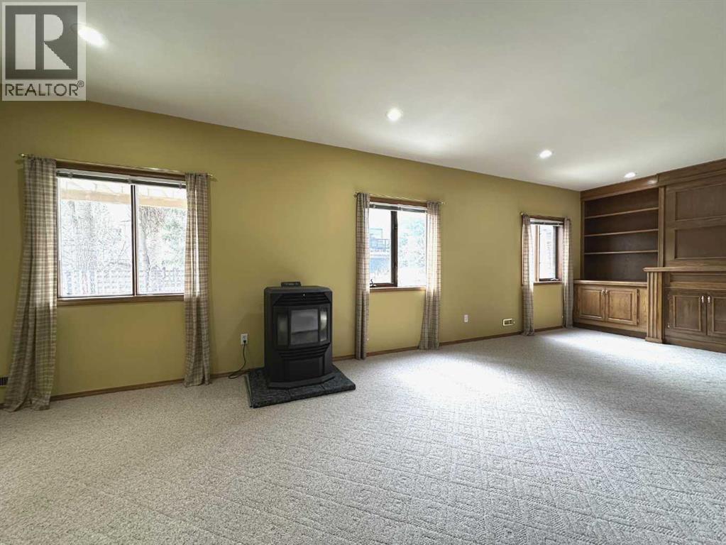 59 Edgebrook Circle NW, Calgary, Alberta  T3A 5A4 - Photo 28 - A2304775