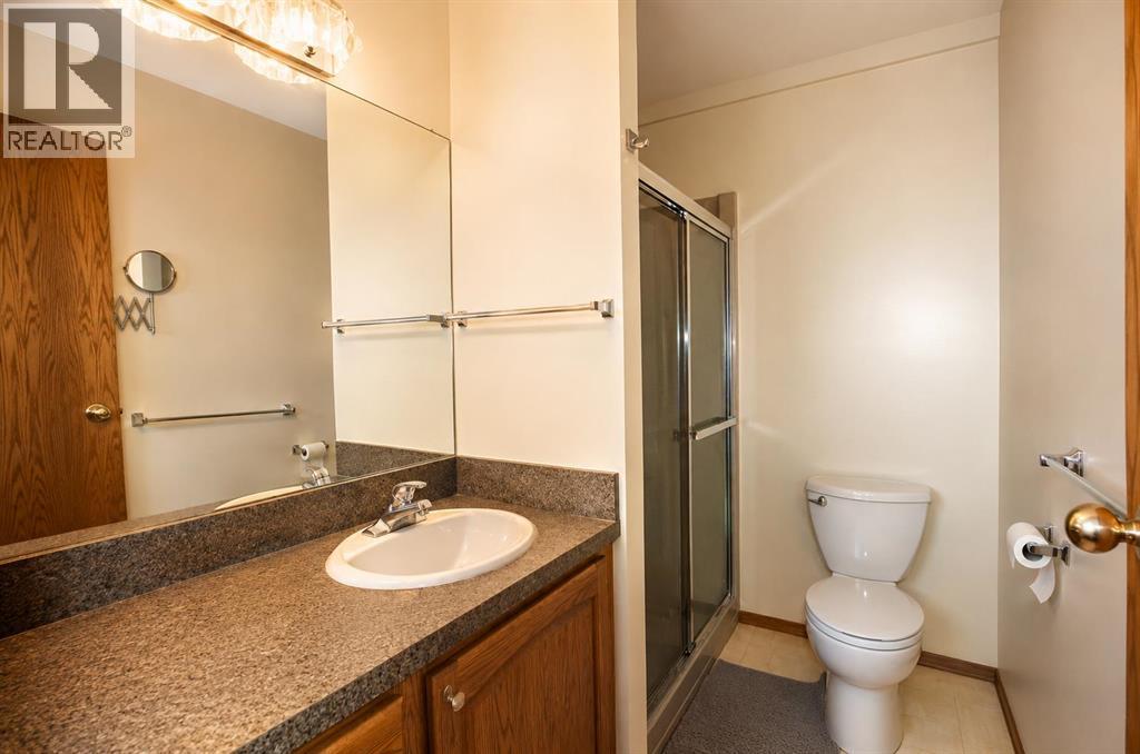 59 Edgebrook Circle NW, Calgary, Alberta  T3A 5A4 - Photo 25 - A2304775