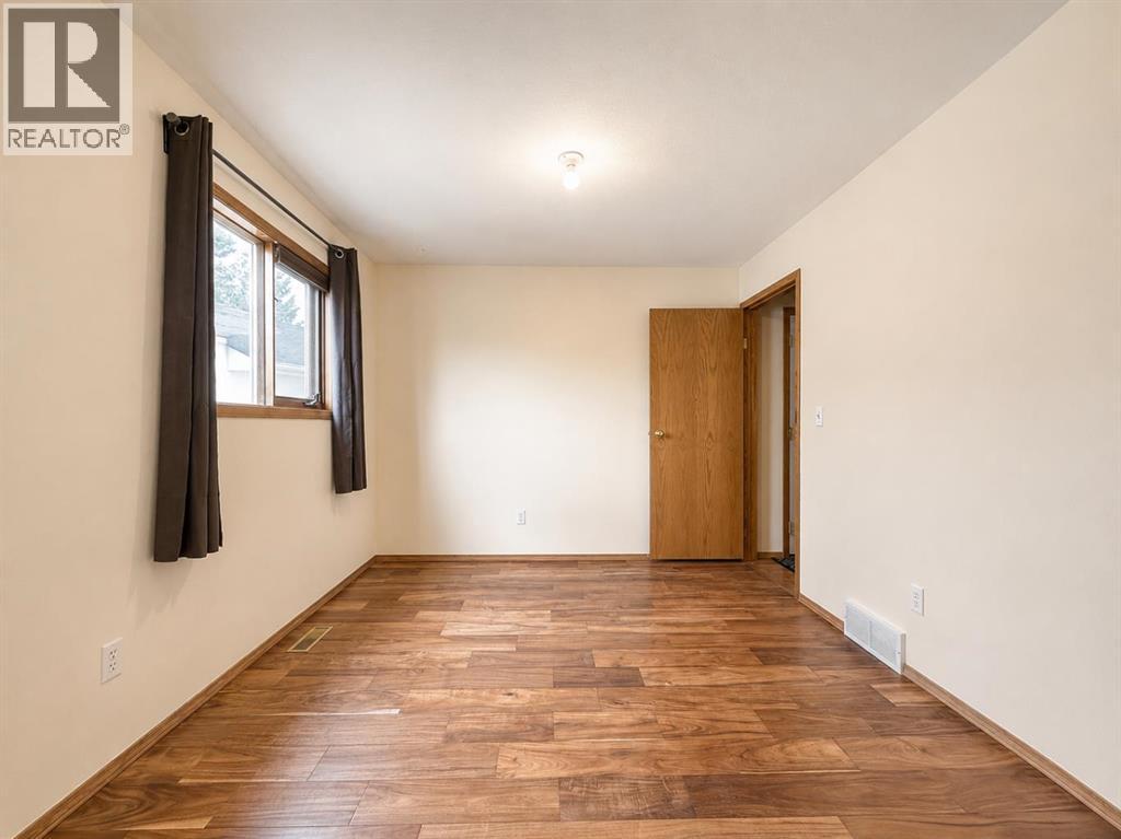 59 Edgebrook Circle NW, Calgary, Alberta  T3A 5A4 - Photo 15 - A2304775