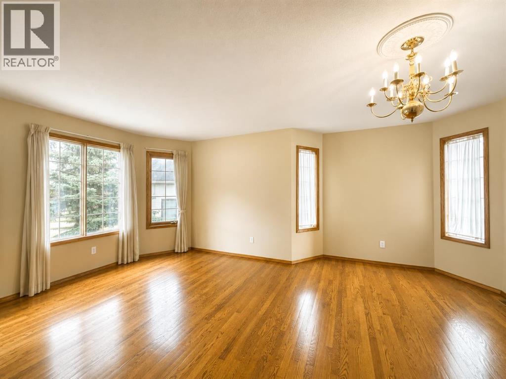 59 Edgebrook Circle NW, Calgary, Alberta  T3A 5A4 - Photo 2 - A2304775