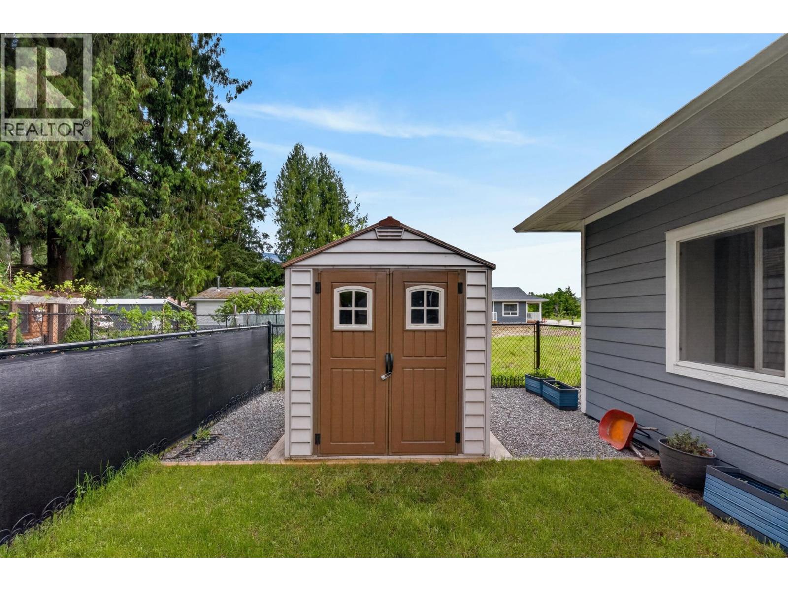 1123 Willow Row, Sicamous, British Columbia  V0E 2V0 - Photo 22 - 10387795