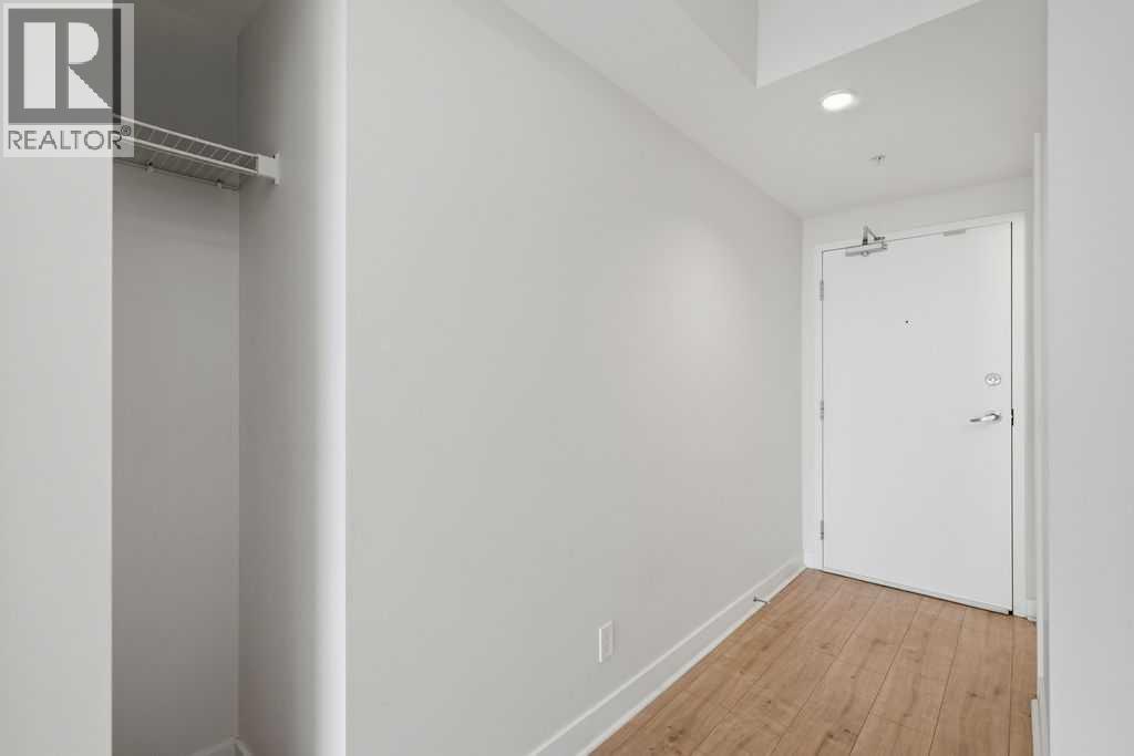 1309, 30 Brentwood Common NW, Calgary, Alberta  T2L 2L8 - Photo 5 - A2337816