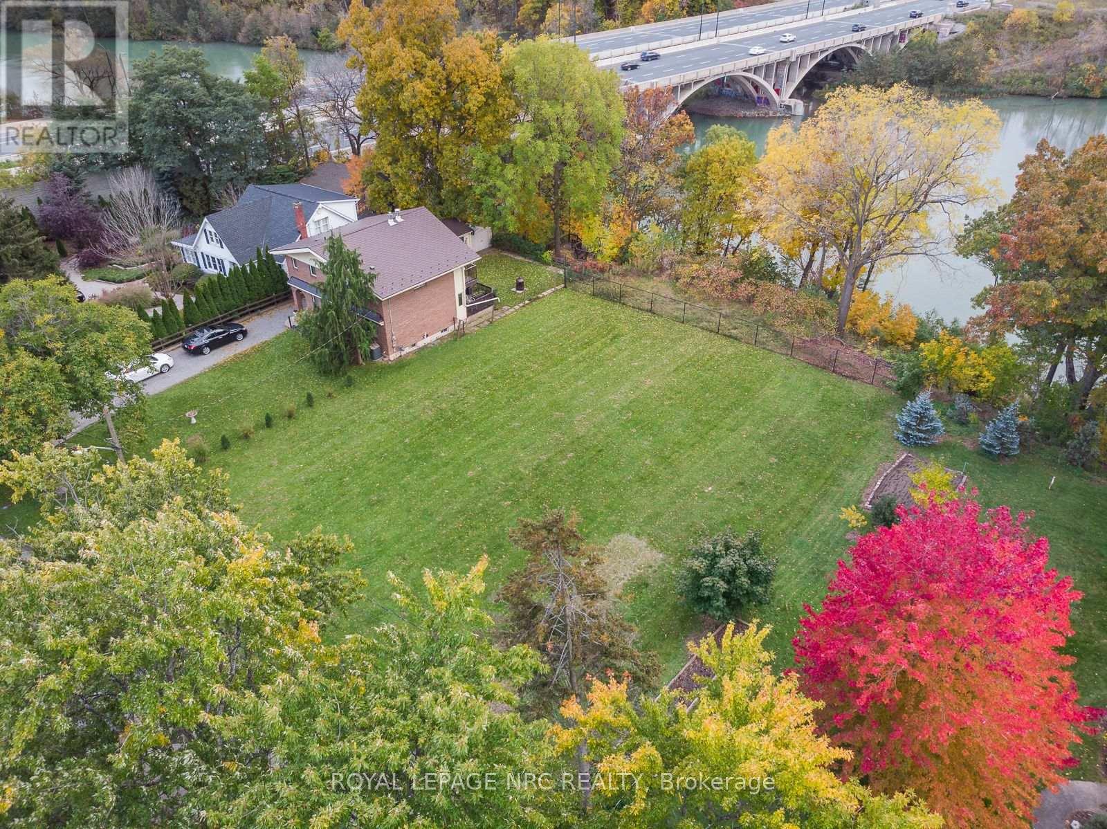 56A HENLEY DRIVE, St. Catharines, Ontario