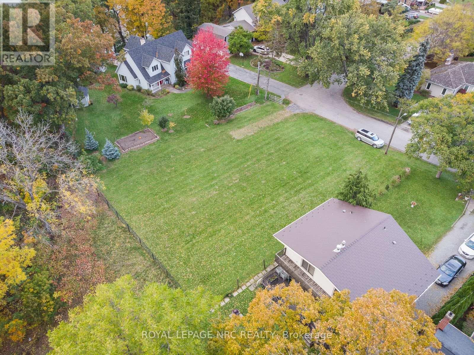 56a Henley Drive, St. Catharines, Ontario  L2N 4A9 - Photo 3 - X13702380