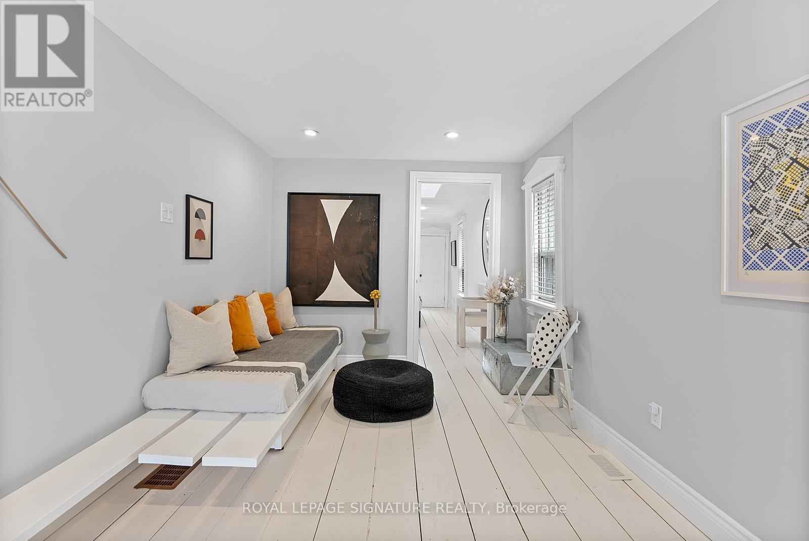 28 Minto Street, Toronto, Ontario  M4L 1B6 - Photo 16 - E13702378
