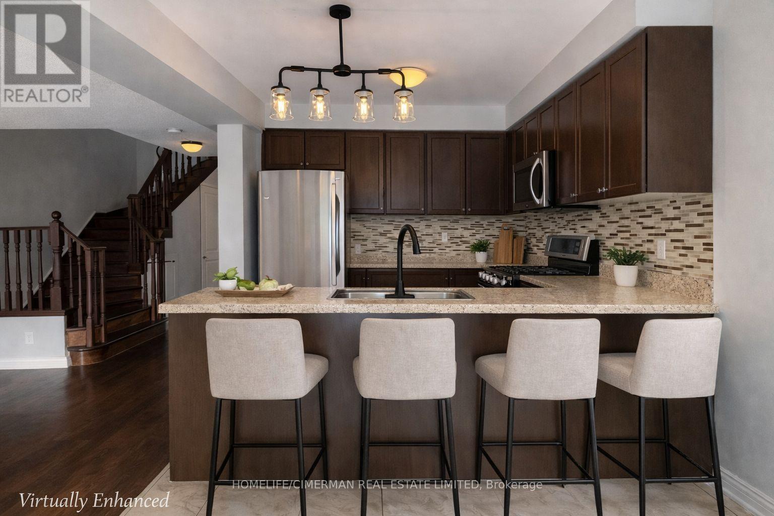 26 Wyndham Circle, Georgina, Ontario  L0E 1R0 - Photo 8 - N13702402