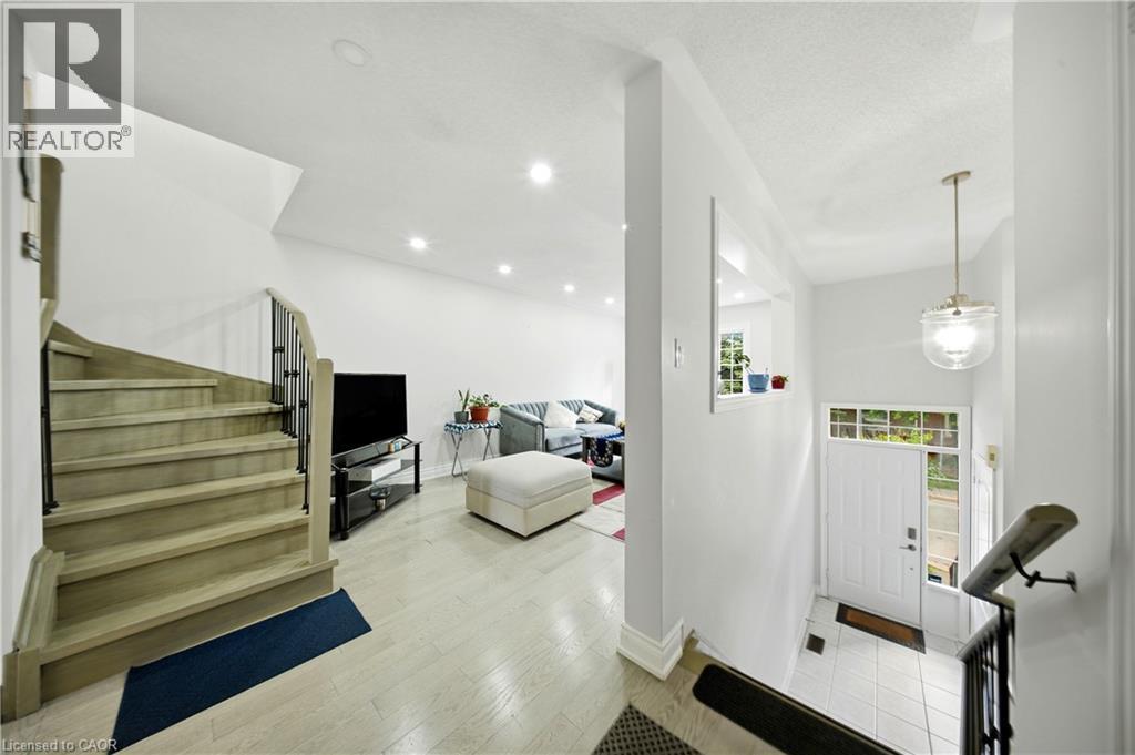 1575 South Parade Court Unit# 19, Mississauga, Ontario  L5M 6E9 - Photo 7 - 40856333