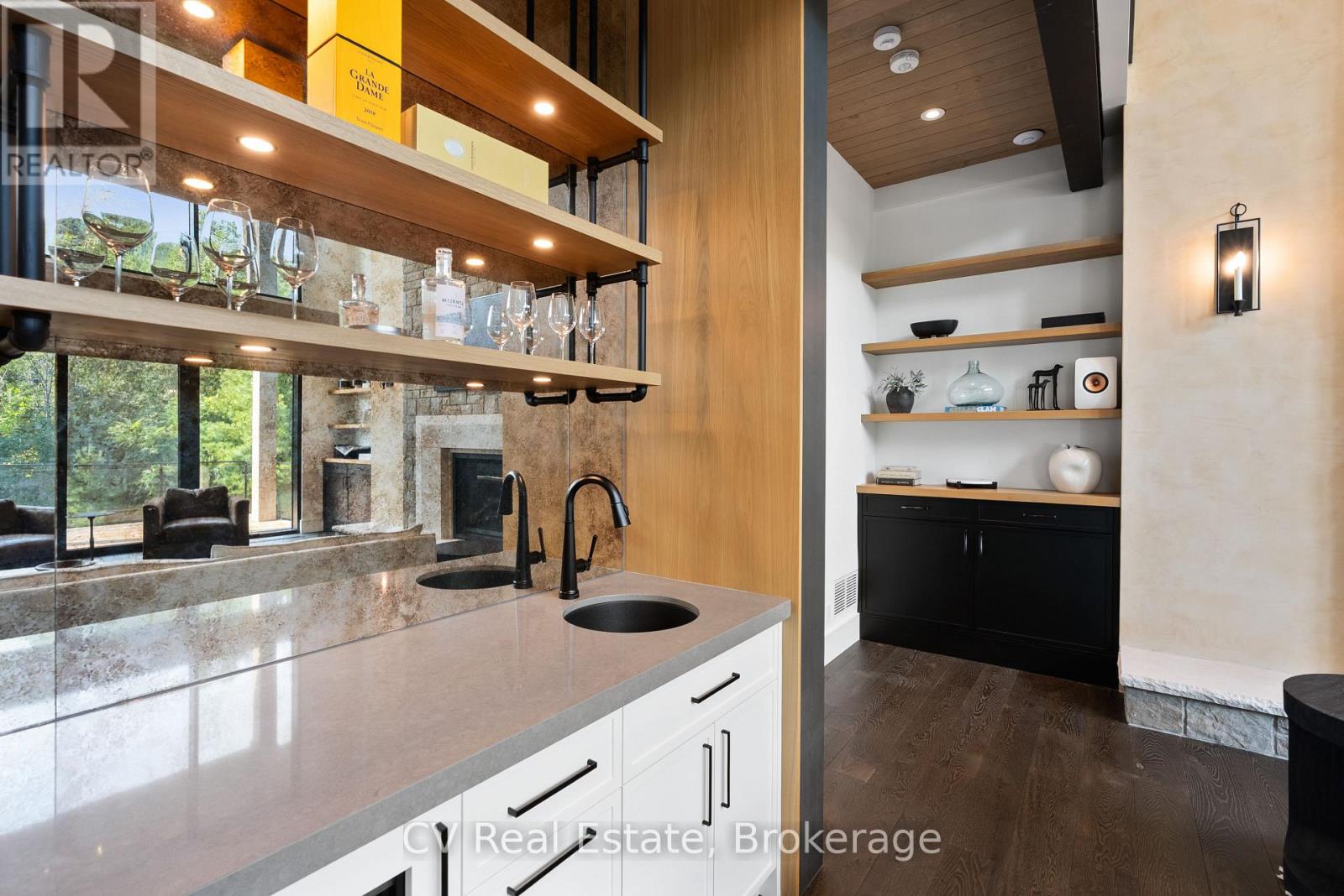 152 Delphi Lane, Blue Mountains, Ontario  N0H 1J0 - Photo 14 - X13702392