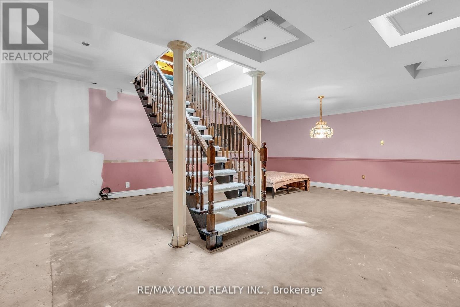 1356 Oak Lane, Mississauga, Ontario  L5H 2X7 - Photo 39 - W13702384