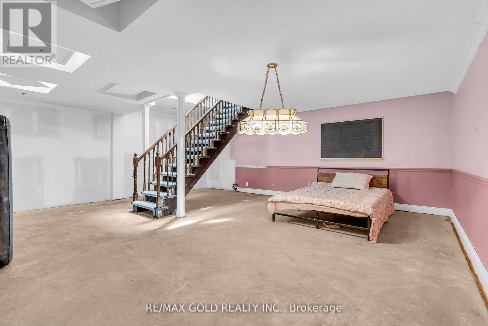 1356 Oak Lane, Mississauga, Ontario  L5H 2X7 - Photo 40 - W13702384