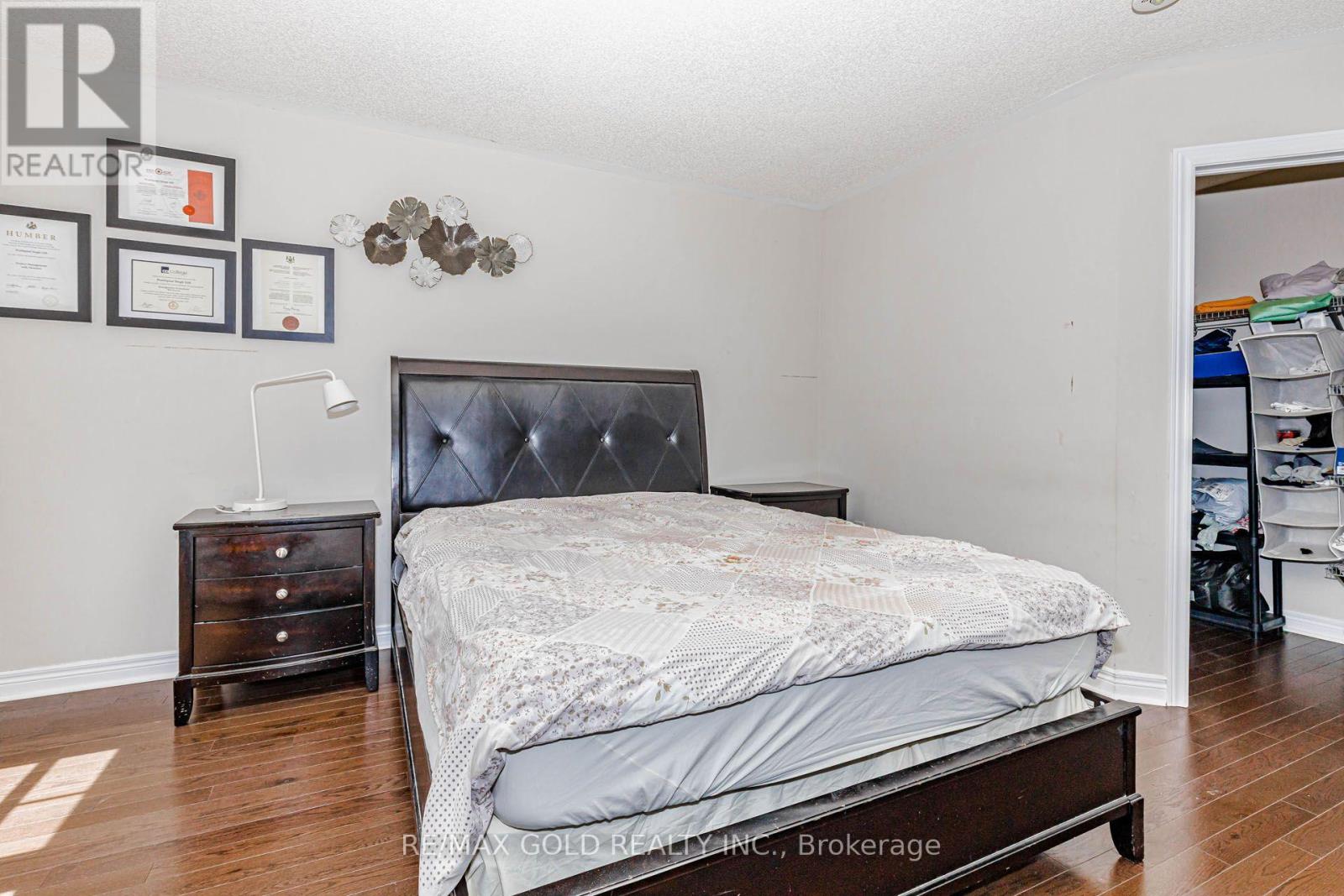 3 Dale Meadows Road, Brampton, Ontario  L7A 4Z9 - Photo 25 - W13702398