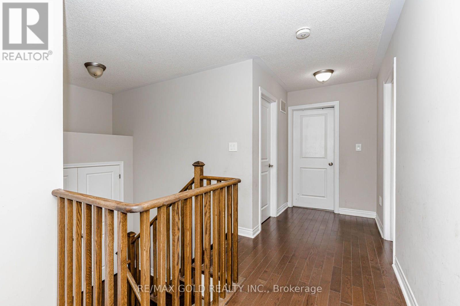 3 Dale Meadows Road, Brampton, Ontario  L7A 4Z9 - Photo 37 - W13702398