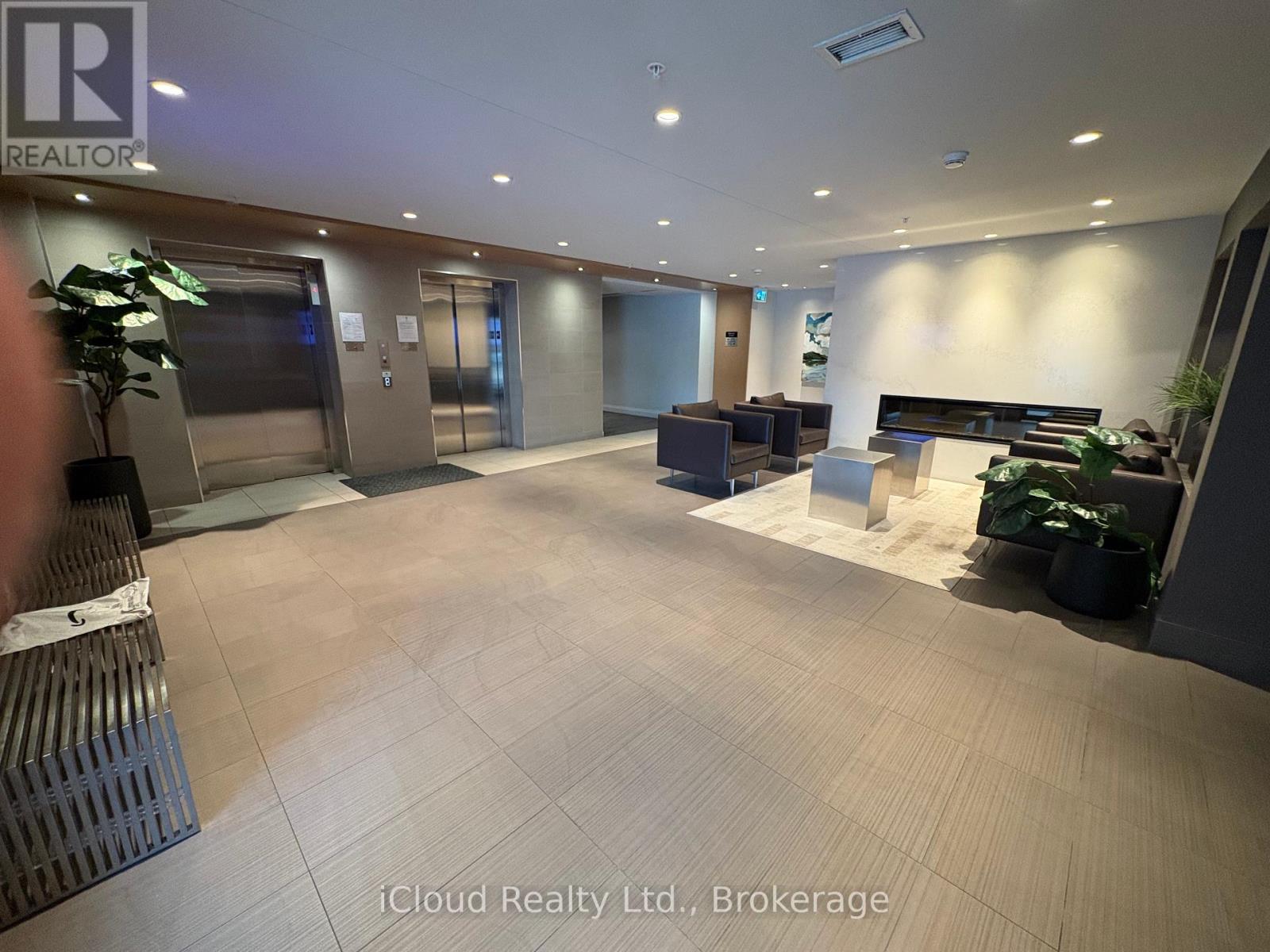 625 - 1105 Leger Way, Milton, Ontario  L9E 1K7 - Photo 2 - W13702408