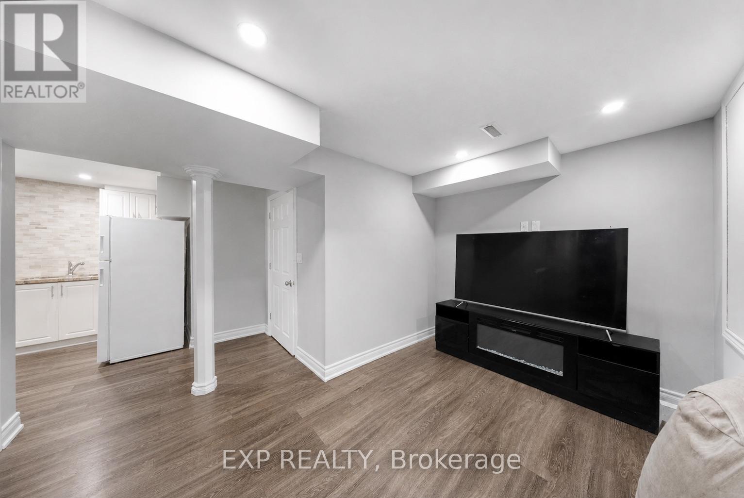 42 Fieldnest Crescent, Whitby, Ontario  L1R 1Z6 - Photo 25 - E13611628