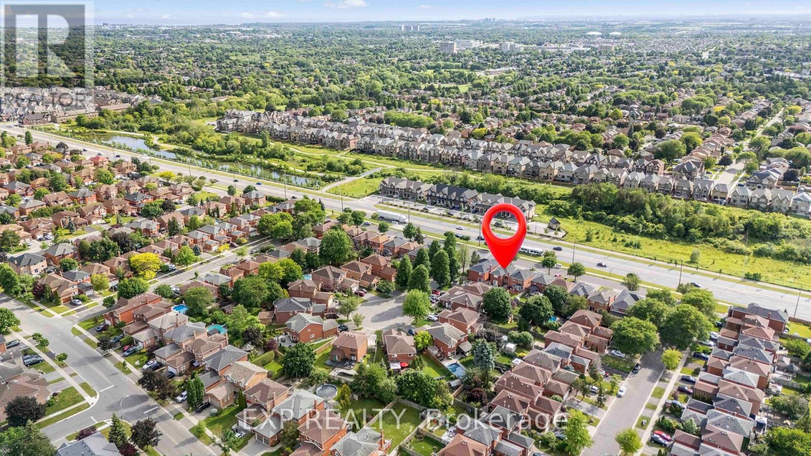 42 Fieldnest Crescent, Whitby, Ontario  L1R 1Z6 - Photo 34 - E13611628