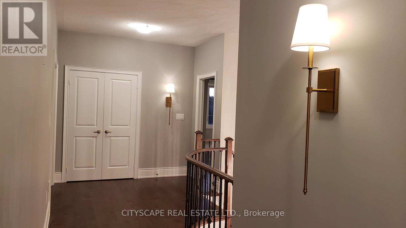 56 Golden Hawk Drive, Hamilton, Ontario  L8B 1W9 - Photo 13 - X13701734