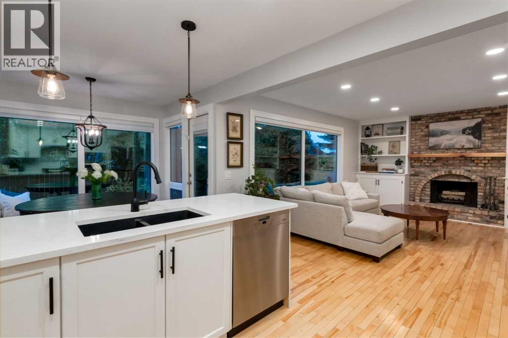 775 Strathcona Drive SW, Calgary, Alberta  T3H 1N8 - Photo 16 - A2336235