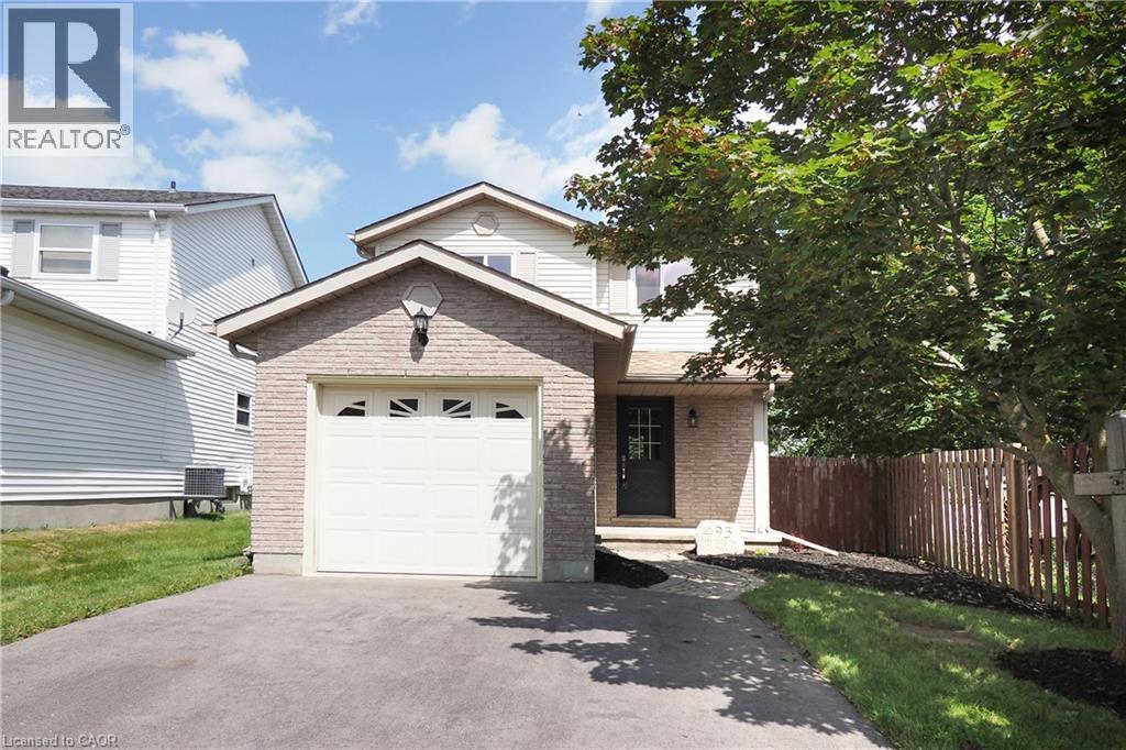 495 MISTY Crescent, Kitchener, Ontario