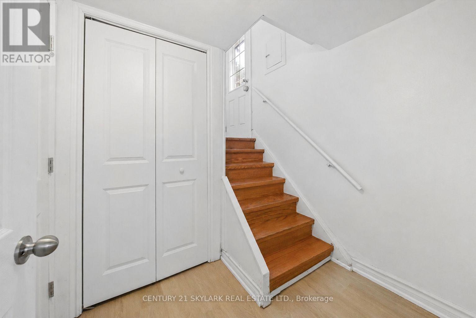 Basement - 18 Jodphur Avenue, Toronto, Ontario  M9M 2J4 - Photo 3 - W13701192