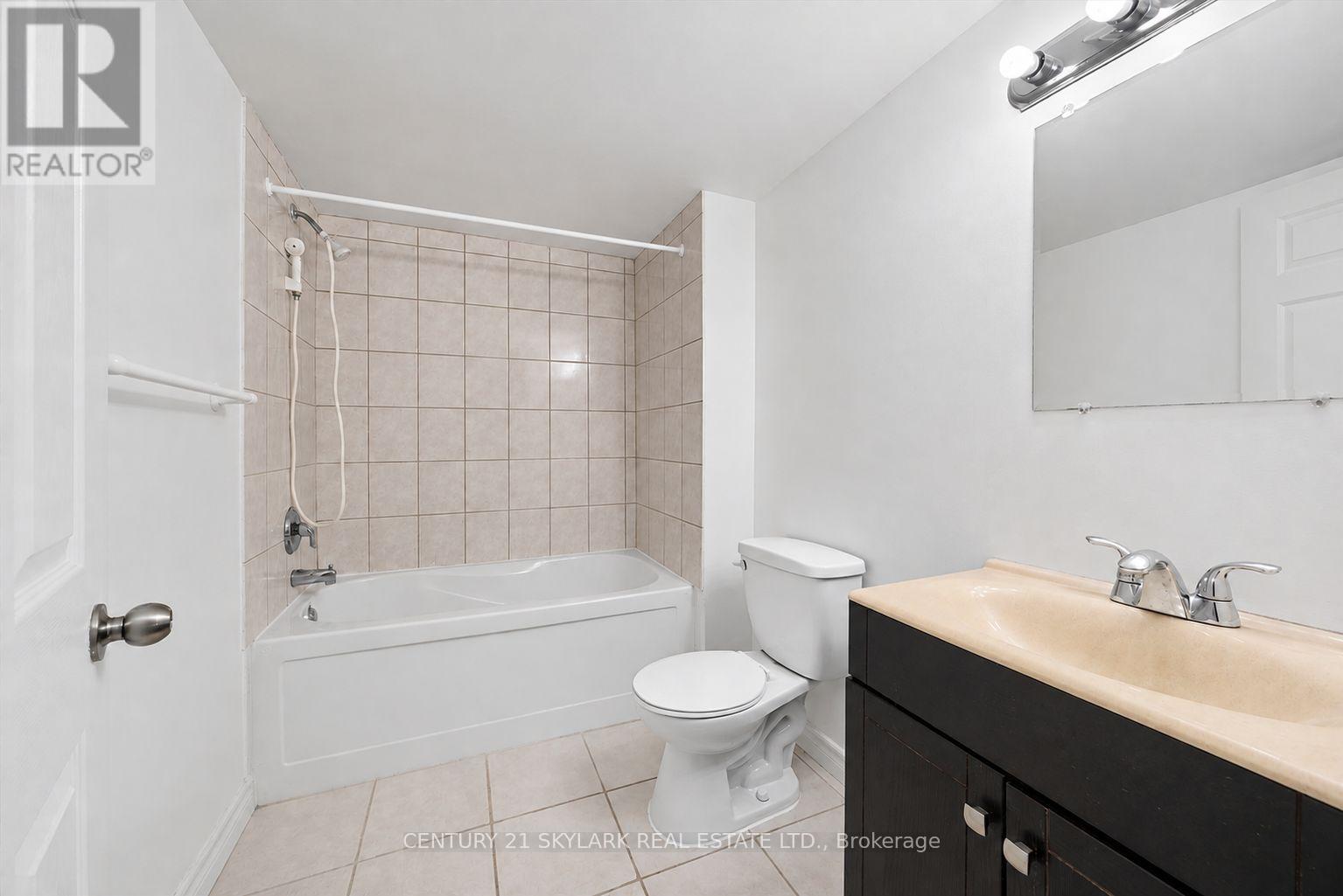 Basement - 18 Jodphur Avenue, Toronto, Ontario  M9M 2J4 - Photo 8 - W13701192