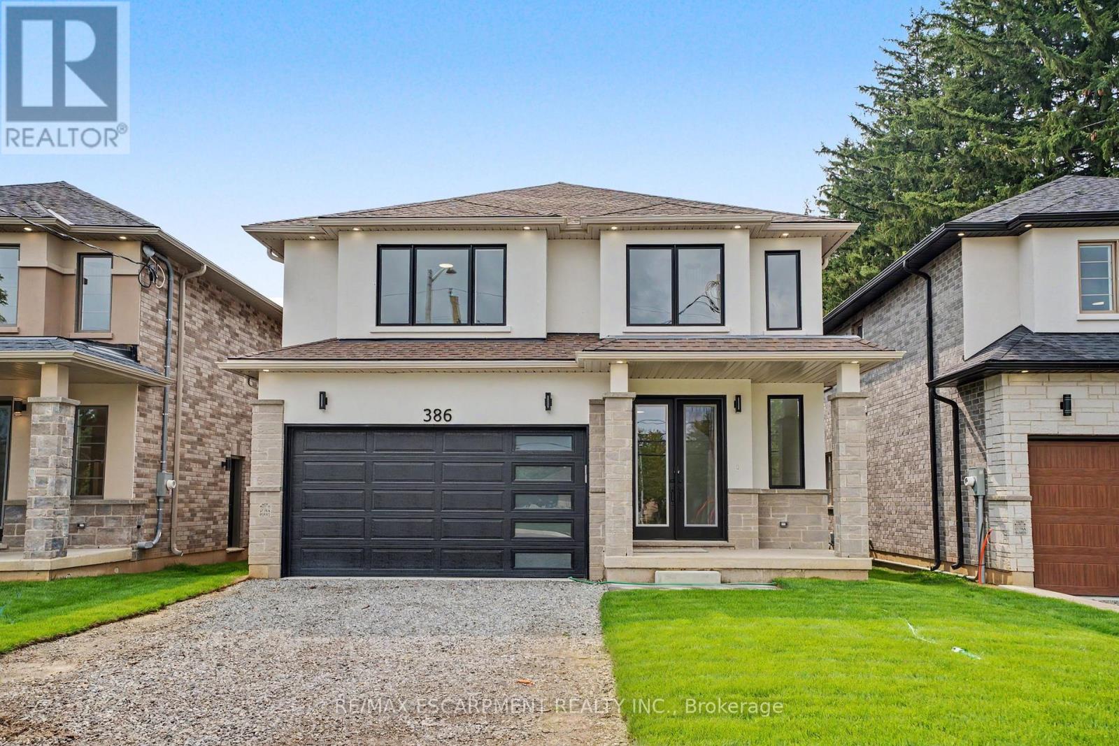 386 SOUTHCOTE ROAD, Hamilton, Ontario