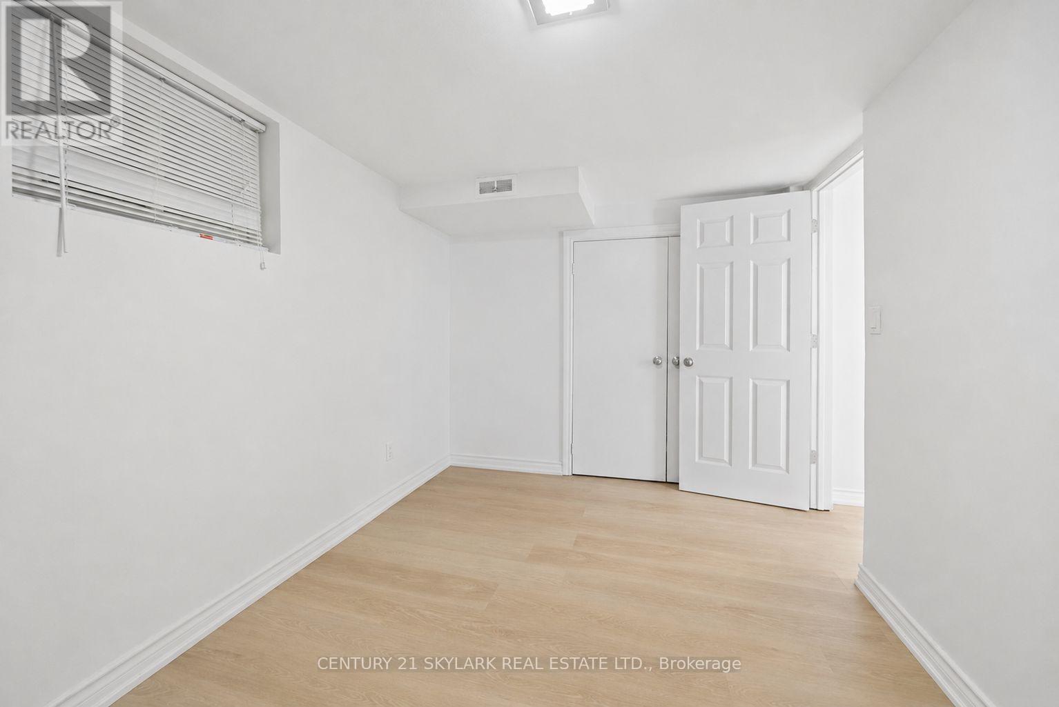 Basement - 18 Jodphur Avenue, Toronto, Ontario  M9M 2J4 - Photo 10 - W13701192