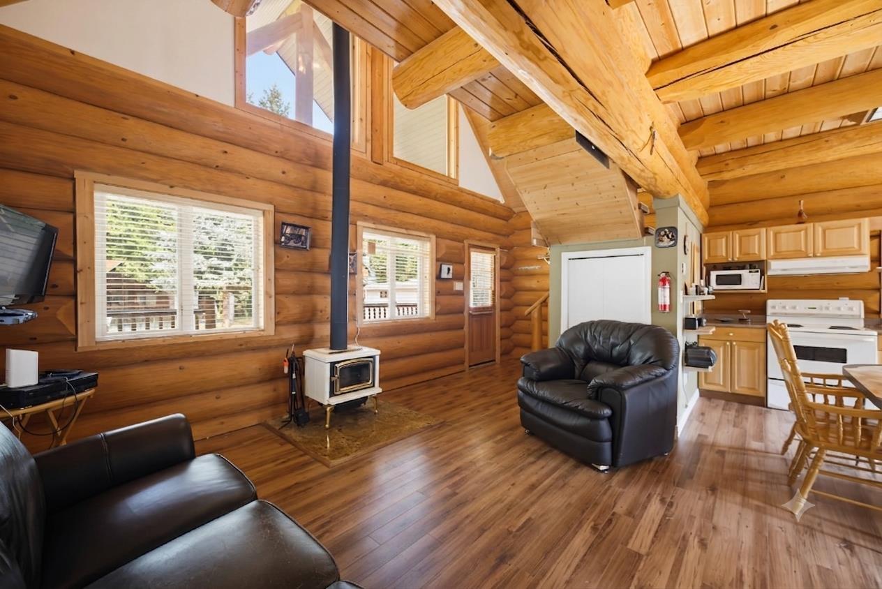 71788 Meadow Road, Sunshine Valley, Sunshine Valley, British Columbia  V0X 1L5 - Photo 6 - R3152076