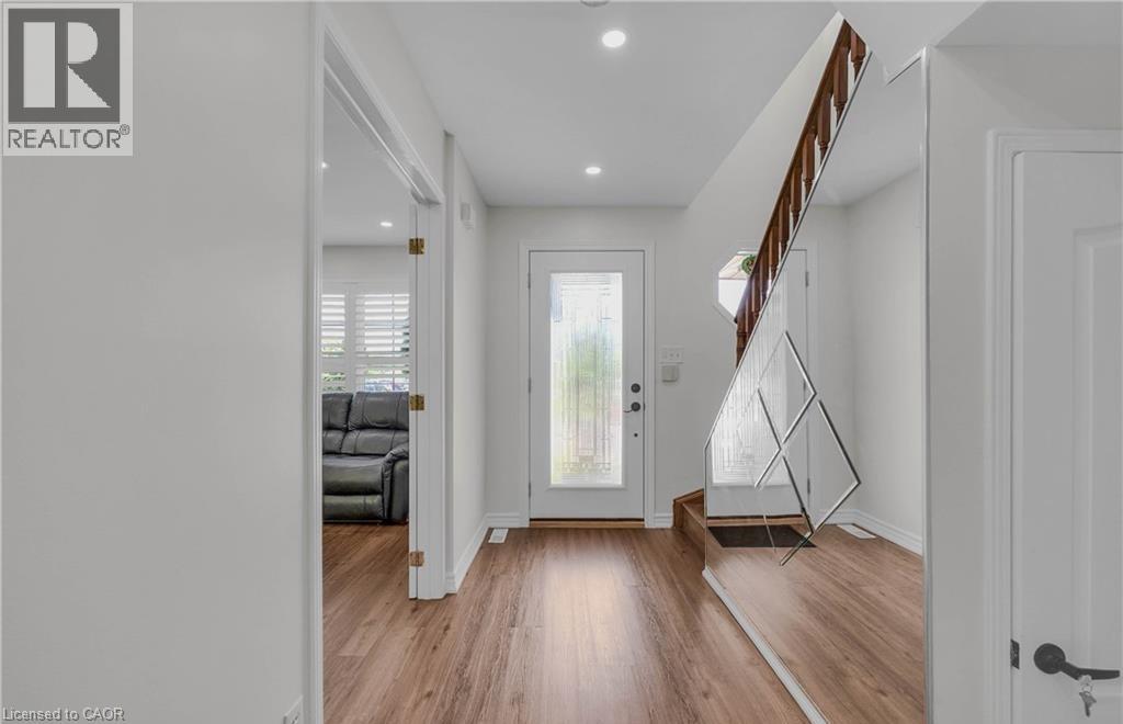 191 Stirling Macgregor Drive, Cambridge, Ontario  N1S 4Z8 - Photo 6 - 40857658