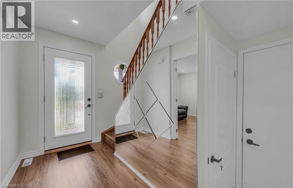 191 Stirling Macgregor Drive, Cambridge, Ontario  N1S 4Z8 - Photo 7 - 40857658