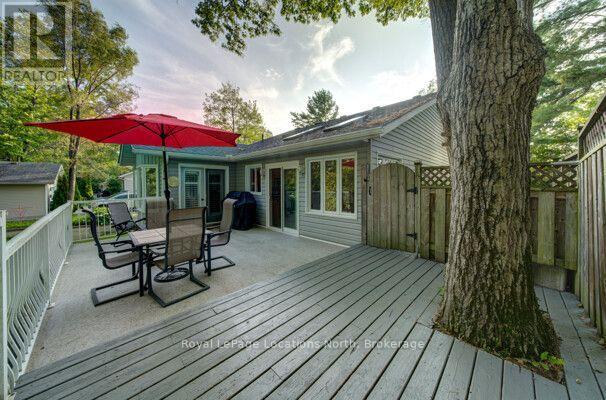 2225 Tiny Beaches Road S, Tiny, Ontario  L0L 1P0 - Photo 22 - S13702330
