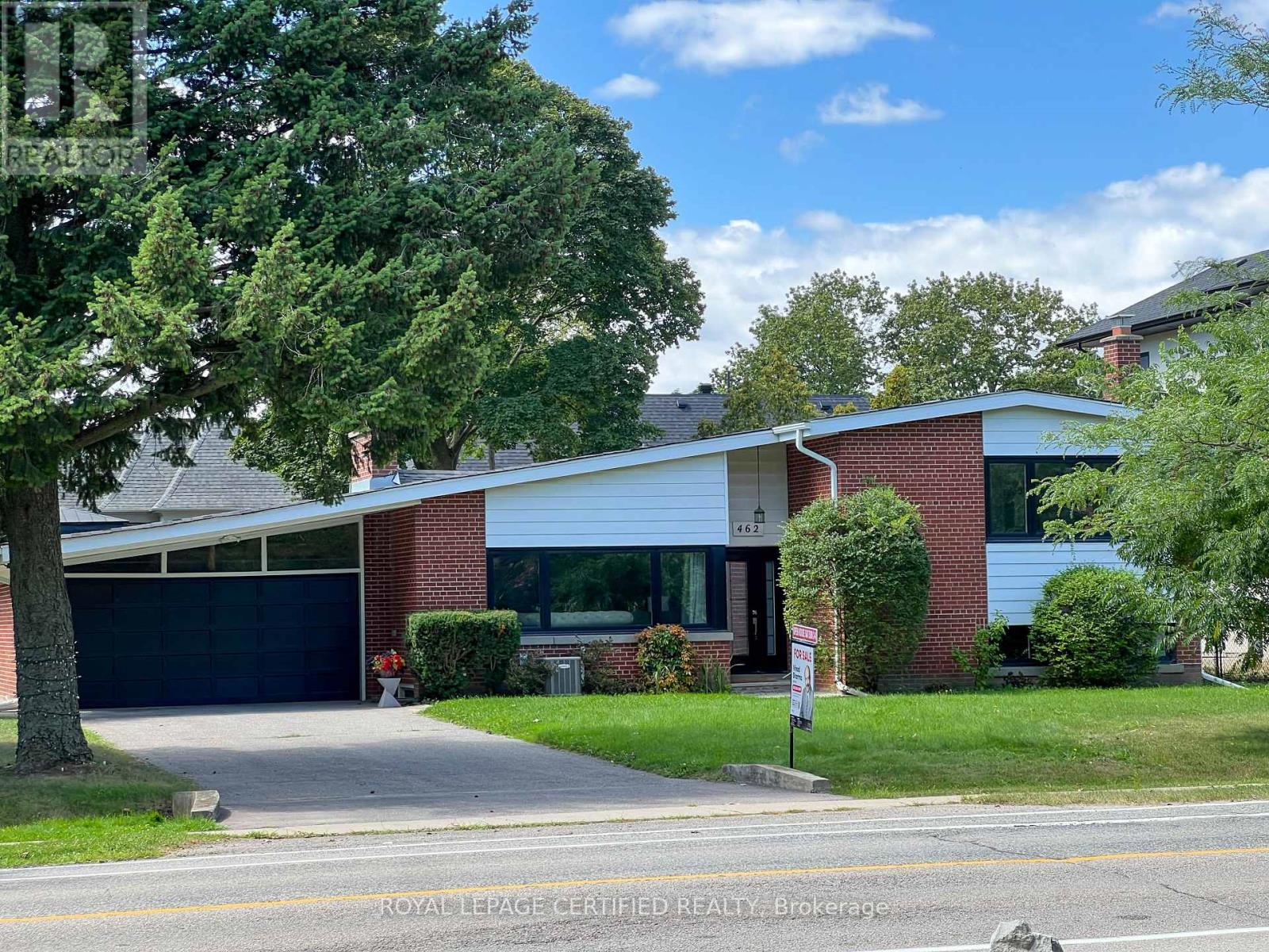 462 The Kingsway, Toronto, Ontario  M9A 3W4 - Photo 2 - W13605190