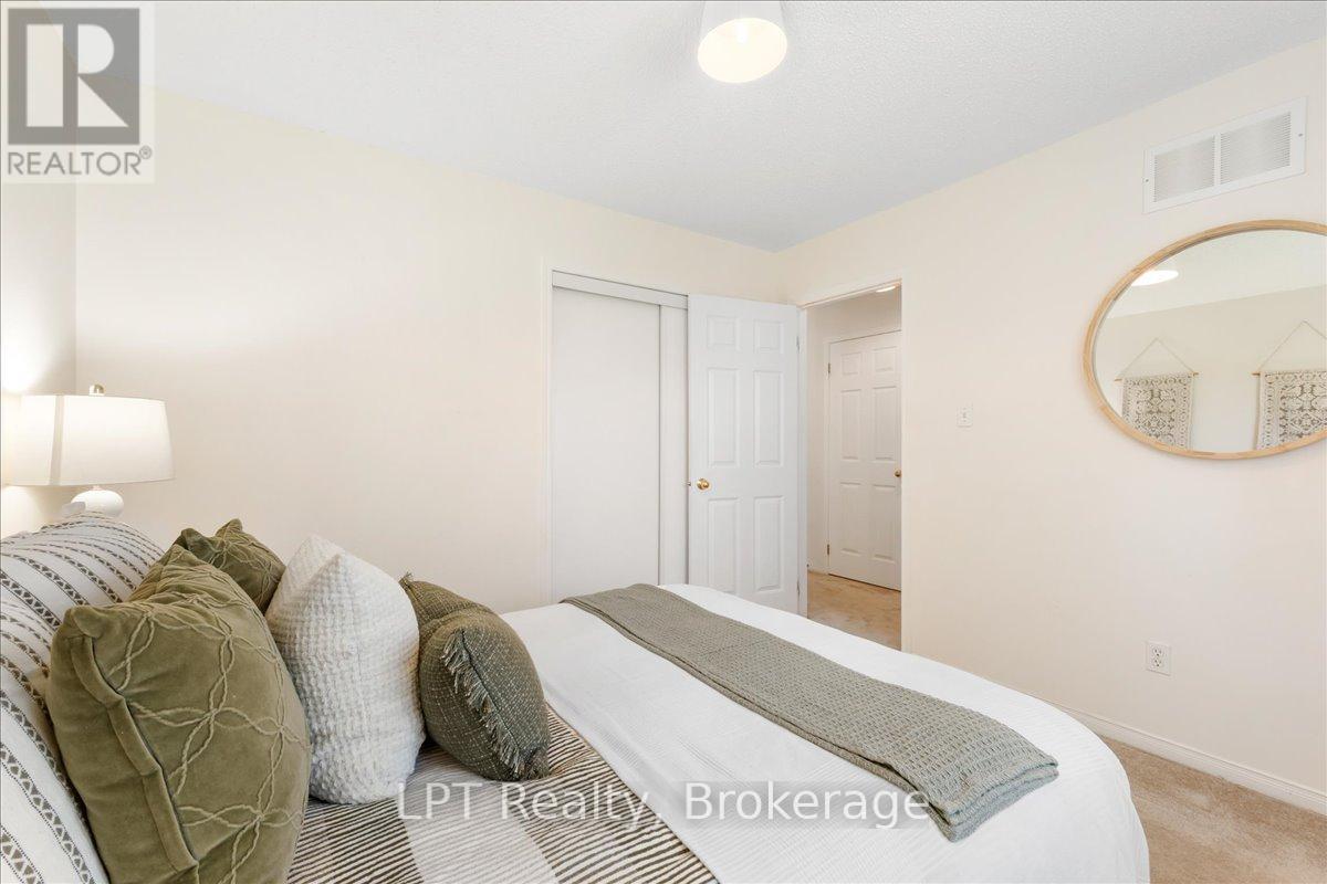 5 Niagara Trail, Clarington, Ontario  L1B 1A2 - Photo 27 - E13702478