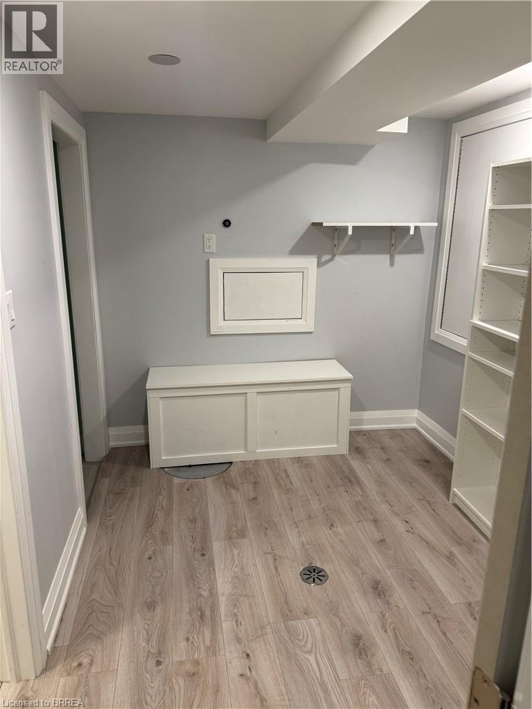 19 Hoodless Court Unit# Lower, Brantford, Ontario  N3T 0A8 - Photo 8 - 40856303
