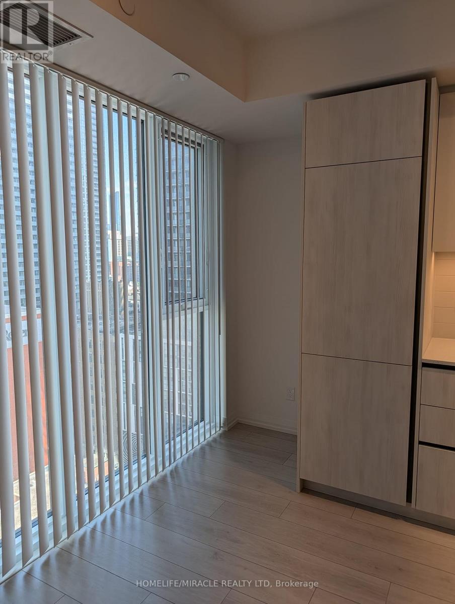 2301 - 400 King Street, Toronto, Ontario  M5V 1K2 - Photo 5 - C13702520
