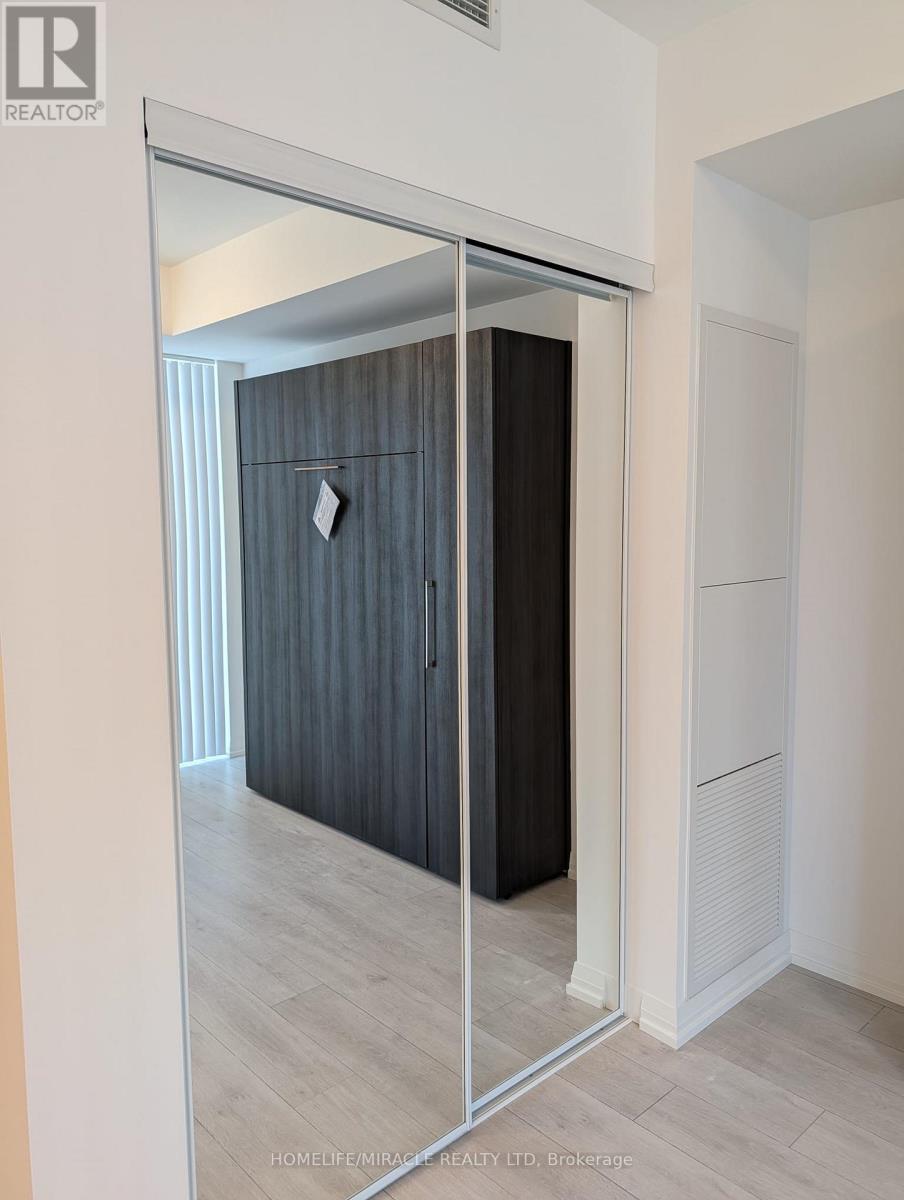 2301 - 400 King Street, Toronto, Ontario  M5V 1K2 - Photo 6 - C13702520