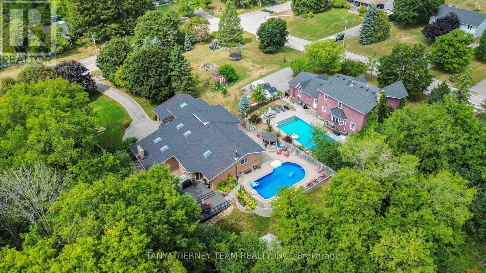 4883 Old Brock Road, Pickering, Ontario  L1Y 1A6 - Photo 2 - E13702550