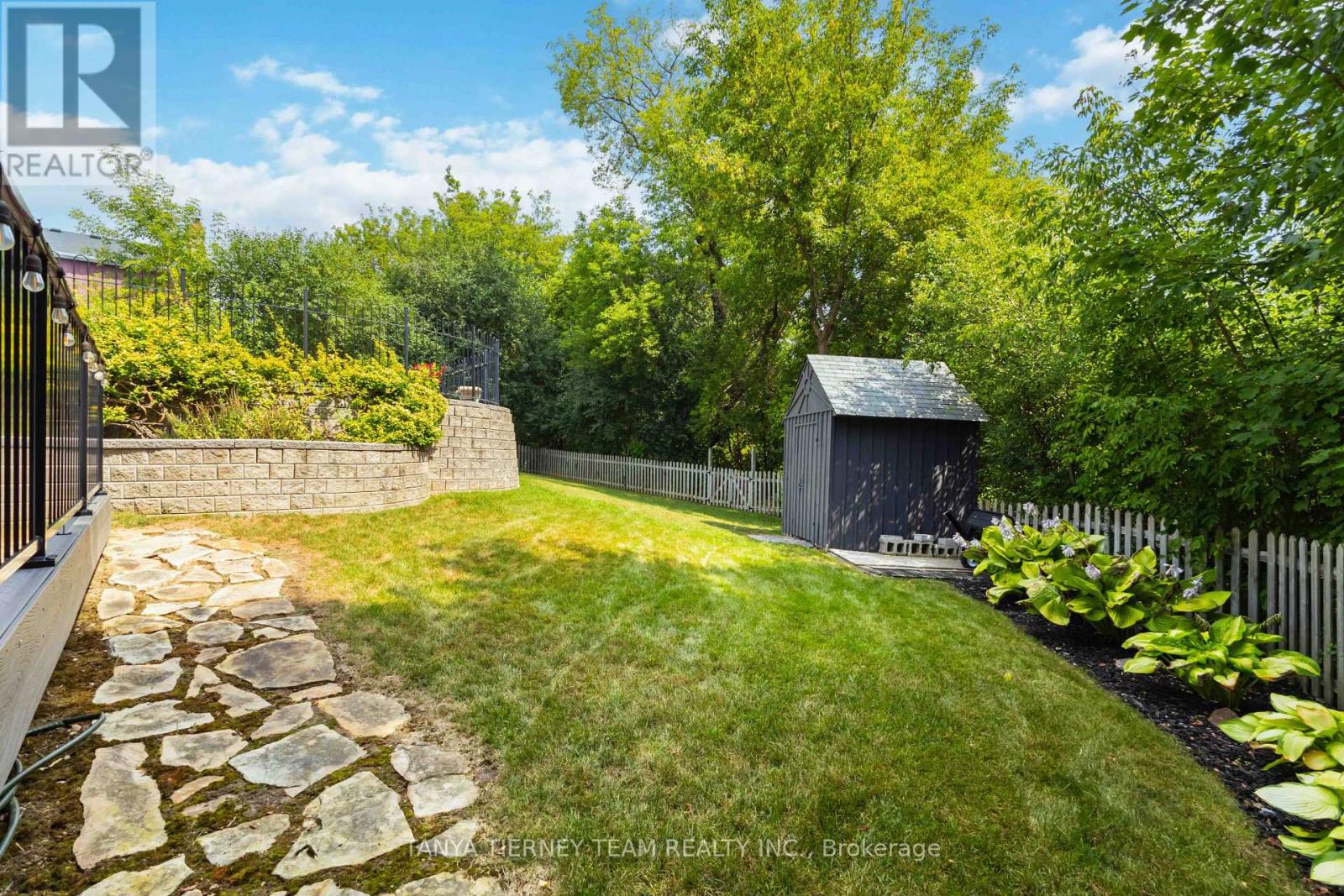 4883 Old Brock Road, Pickering, Ontario  L1Y 1A6 - Photo 38 - E13702550