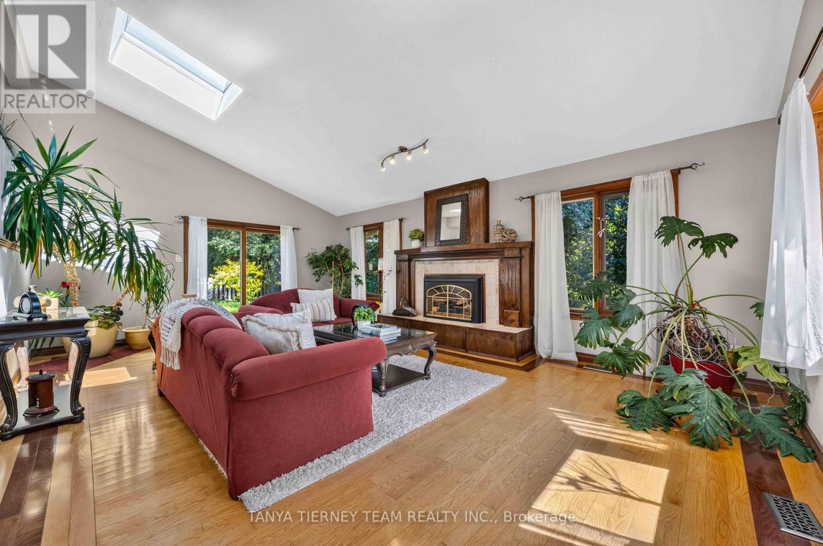 4883 Old Brock Road, Pickering, Ontario  L1Y 1A6 - Photo 8 - E13702550