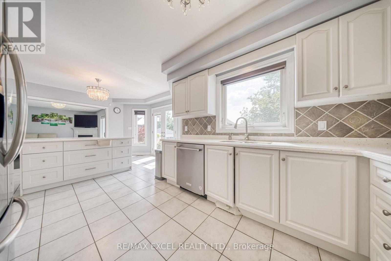 352 Crofters Road, Vaughan, Ontario  L4L 8Y3 - Photo 14 - N13702536