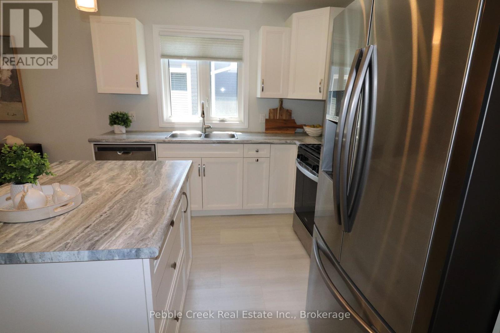 96 Lake Breeze Drive, Ashfield-Colborne-Wawanosh, Ontario  N7A 0B9 - Photo 14 - X13702484