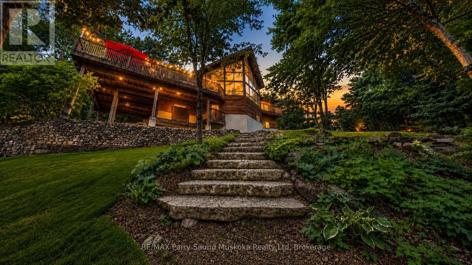31 LYNDSEY LANE, McKellar, Ontario