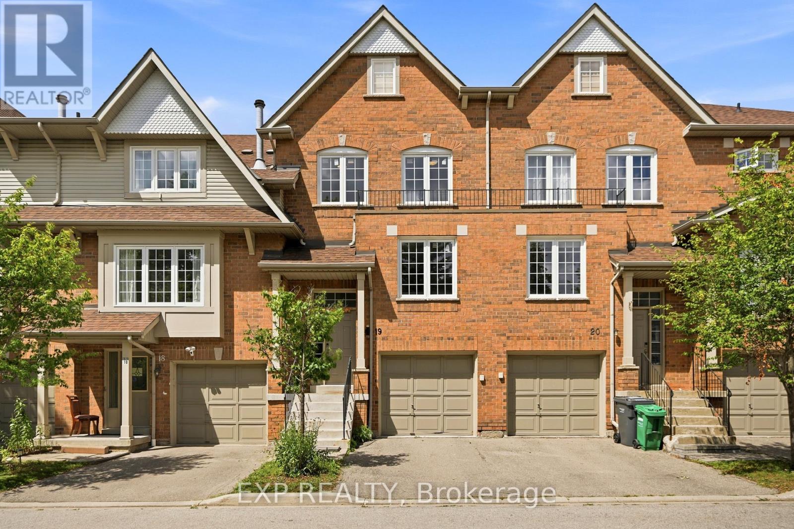 19 - 1575 SOUTH PARADE COURT, Mississauga, Ontario